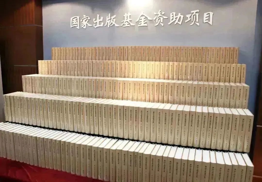 讨论货币形式的演变与数字货币_对货币进行数字化叫什么名称_如何通过对比历史表现选择数字货币