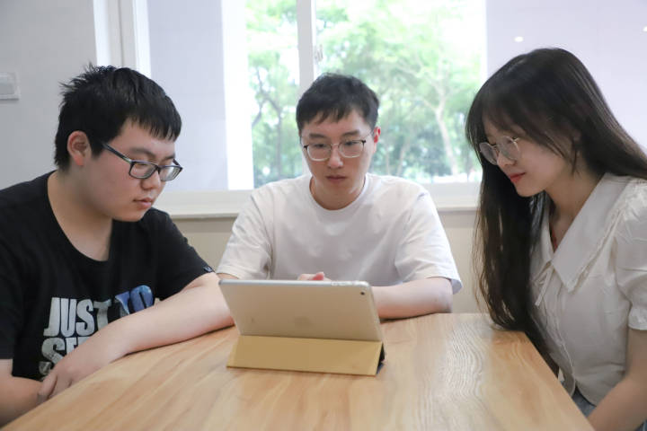 比特币优化算法_比特币交易策略软件_如何利用比特币交易软件优化投资组合？